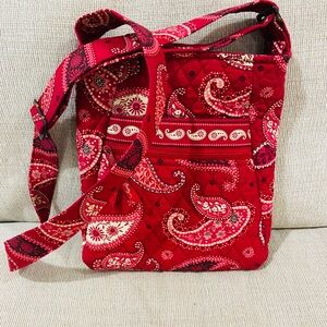 Vera Bradley Paisley Hipster Mesa Holiday Red Crossbody Bag